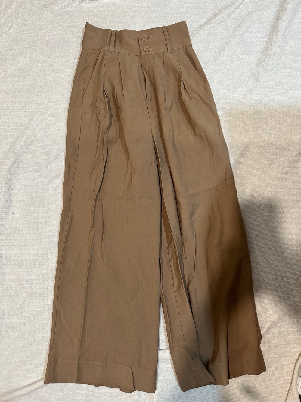 High-Waist Wide Leg Trousers in Camel